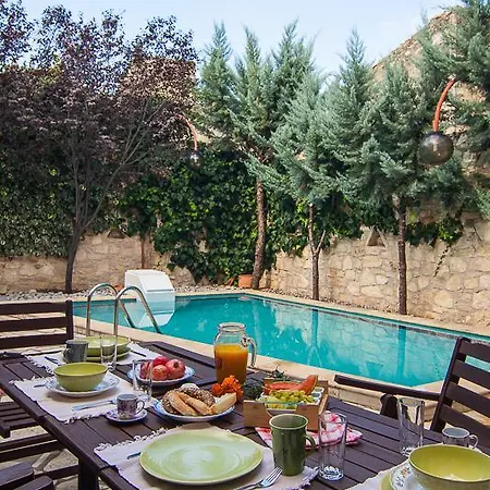 Sarris Villa *